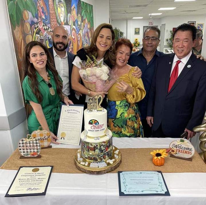 Celebración del evento del centro para personas mayores South Miami