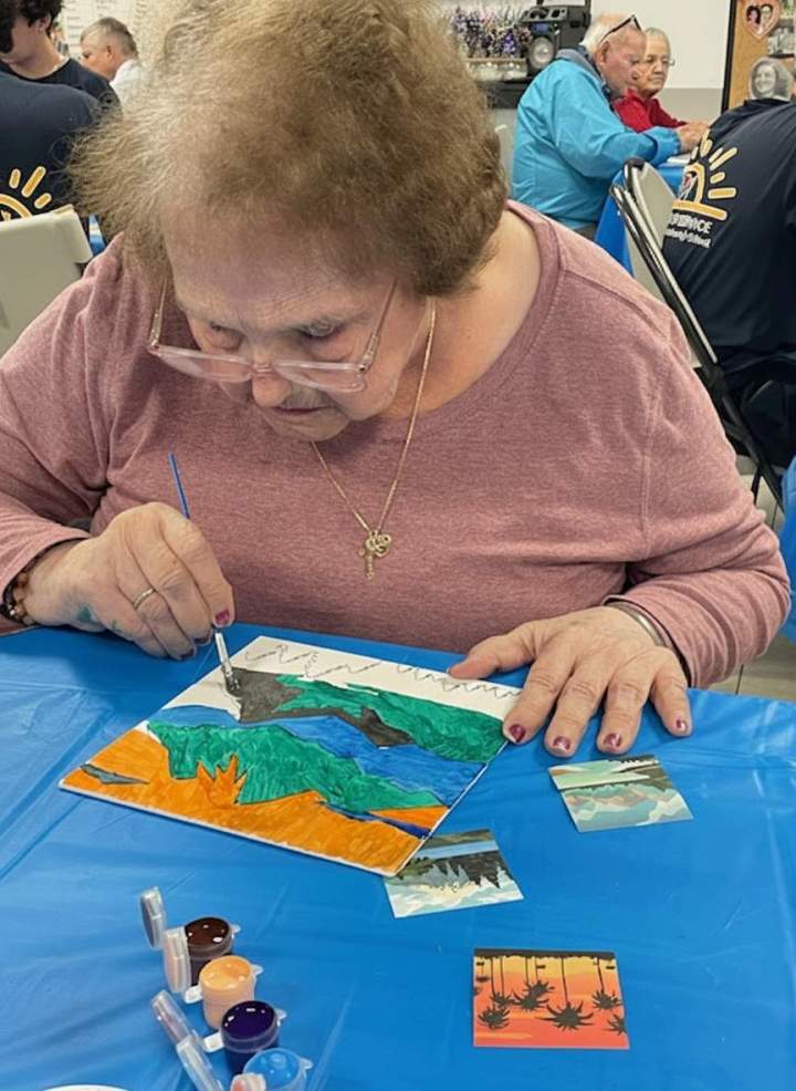 Sesión de arte para personas mayores South Miami