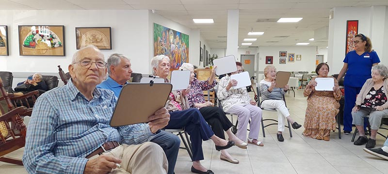 Ejercicios mentales para adultos mayores South Miami